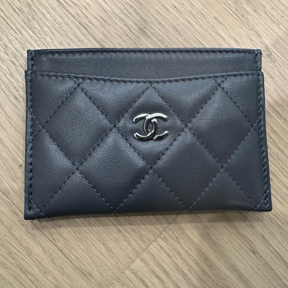 CHANEL Quilted Black Card Holder with Silver CC Logo